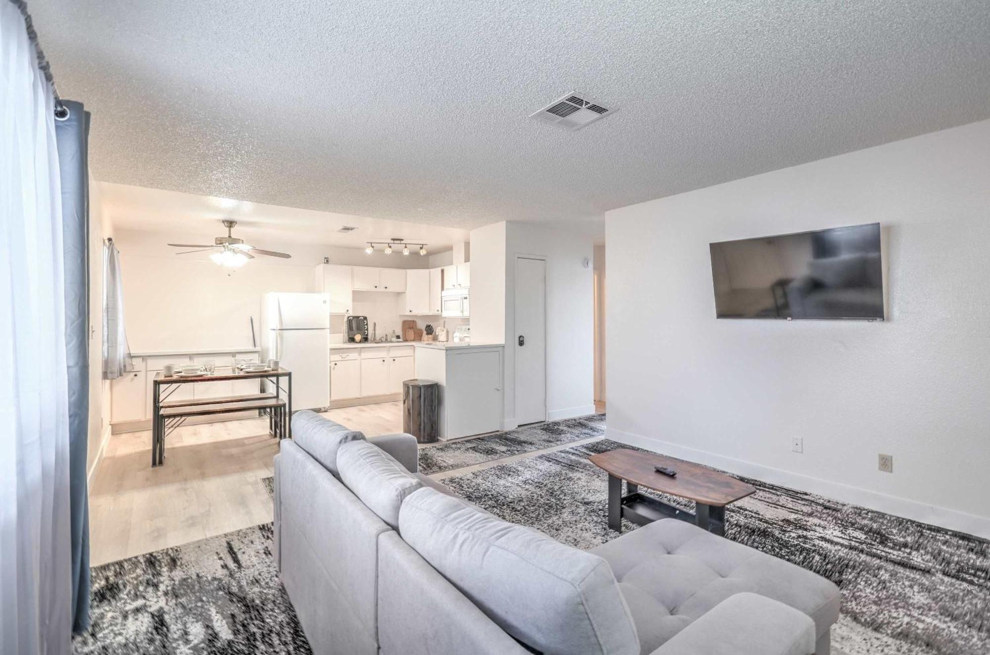 Ferienhaus Stylish Near Vegas Strip! Sleeps 6! Las Vegas